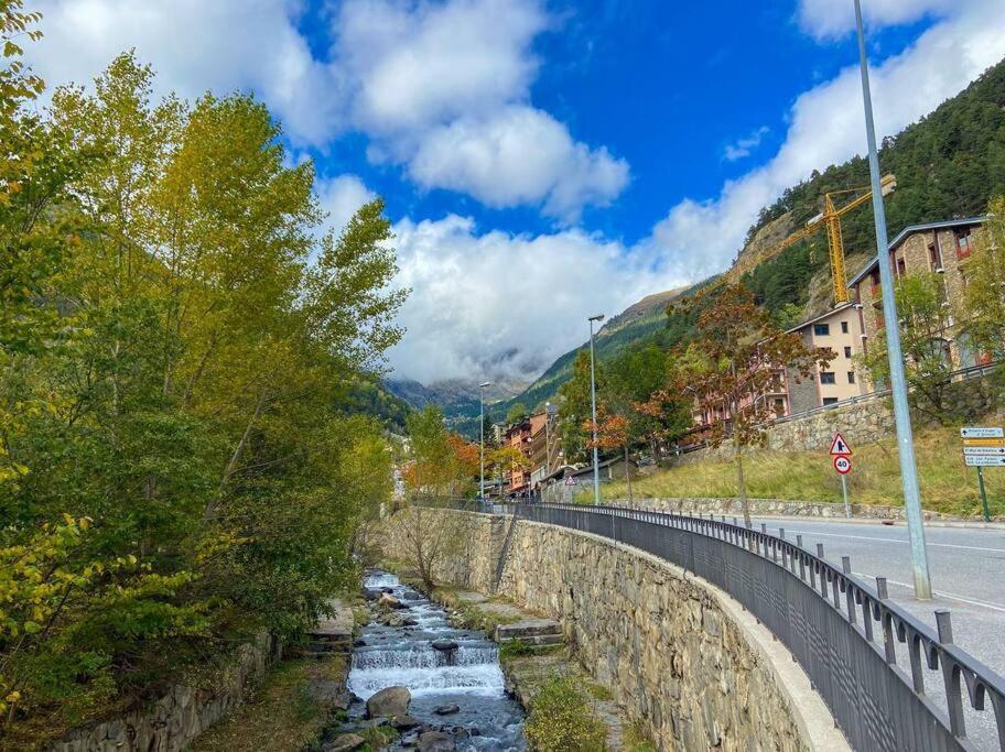 Iconic - A Pie De Pistas En 1 Minuto - Terraza Con Vistas Al Valle Arinsal - Parking Gratis L By Bonesvacances Buitenkant foto